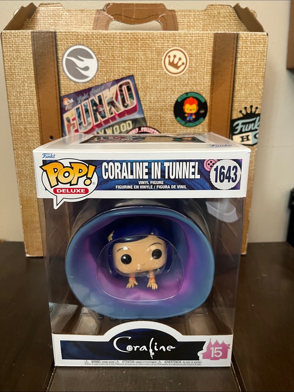 Funko Coraline In Tunnel Deluxe Pop! Vinyl - Blue, Purple